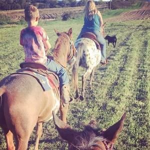 Meet your Posher, Vicky